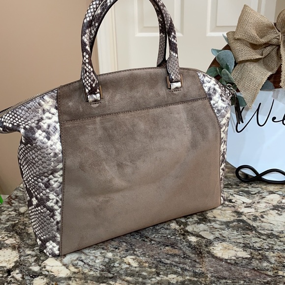 Michael Kors Large Leather Satchel - Picture 2 of 4